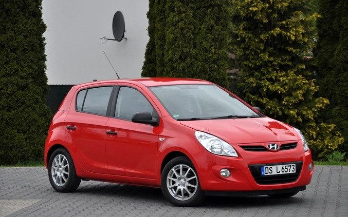 Hyundai i20 cena 15900 przebieg: 220000, rok produkcji 2011 z Ryglice małe 781